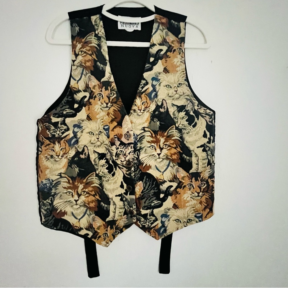 Idea Nuova Vintage Tapestry Cat Vest Multicolor Black